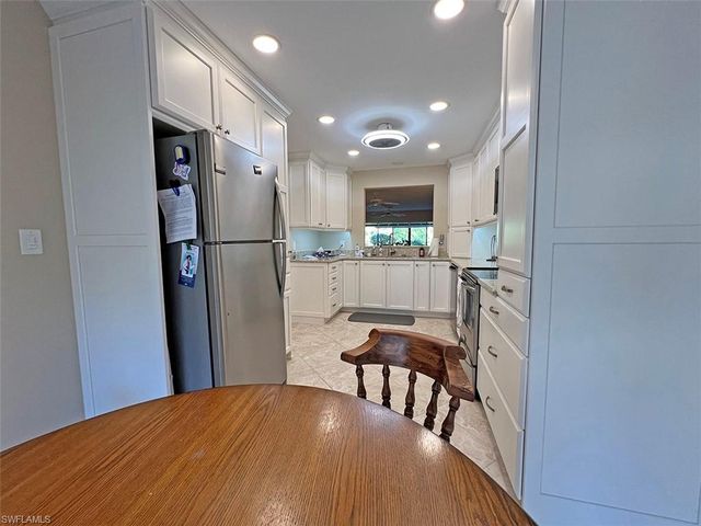 15400 Cedarwood LN # 102, Naples, FL 34110