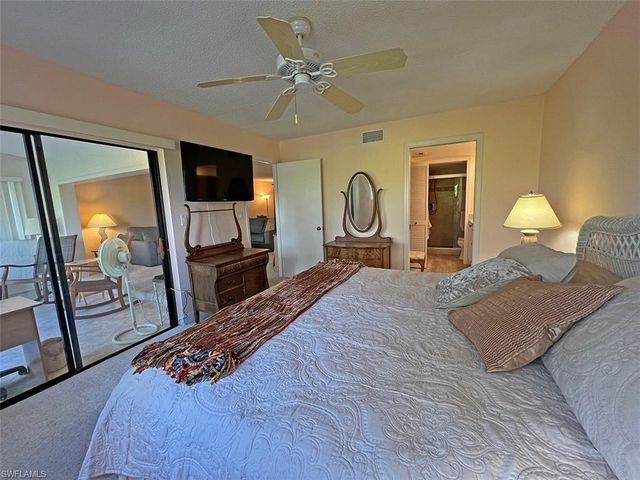 15400 Cedarwood LN # 102, Naples, FL 34110