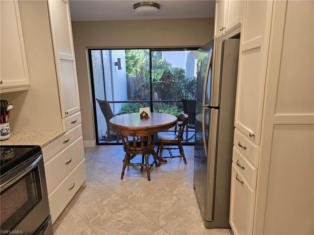 15400 Cedarwood LN # 102, Naples, FL 34110