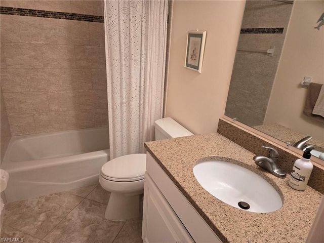 15400 Cedarwood LN # 102, Naples, FL 34110