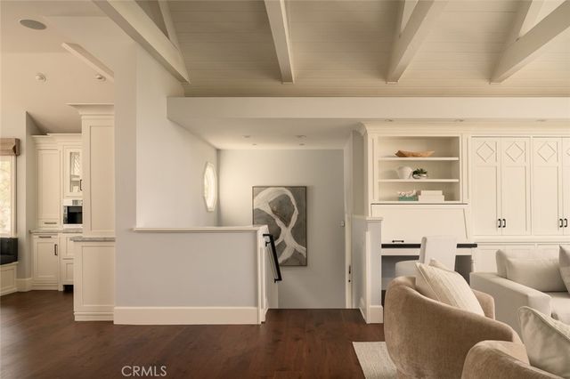 2 Royal Saint George Road, Newport Beach, CA 92660