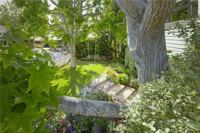 2 Royal Saint George Road, Newport Beach, CA 92660