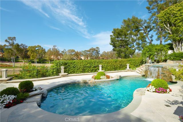 2 Royal Saint George Road, Newport Beach, CA 92660