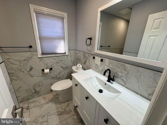 45 DORCHESTER DR, Toms River, NJ 08753