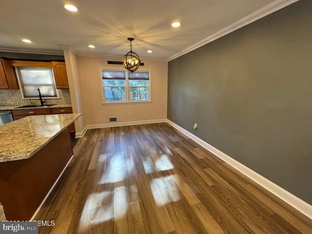 45 DORCHESTER DR, Toms River, NJ 08753