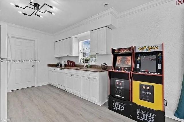 4120 NW 3rd Way, Deerfield Beach, FL 33064