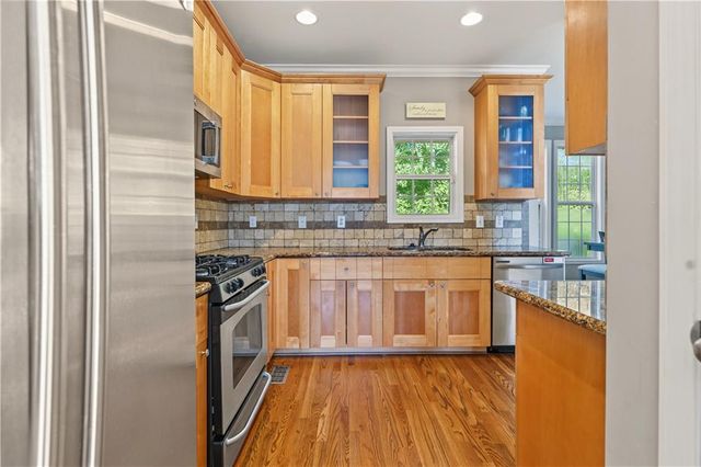 1581 Edgeley Way, Lawrenceville, GA 30044