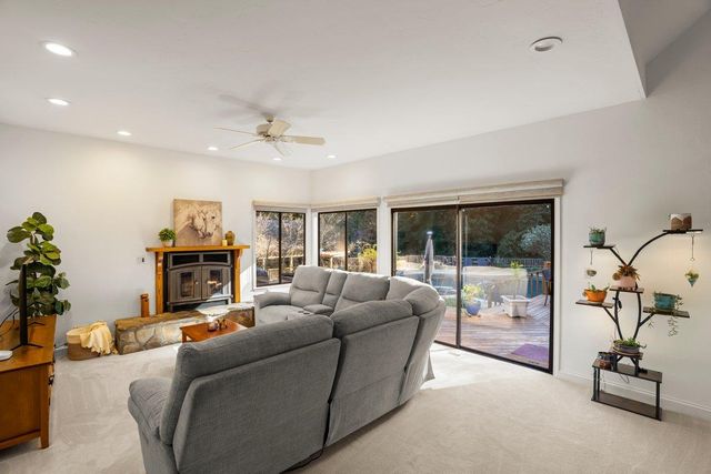 22116 Call Of The Wild Road, Los Gatos, CA 95033