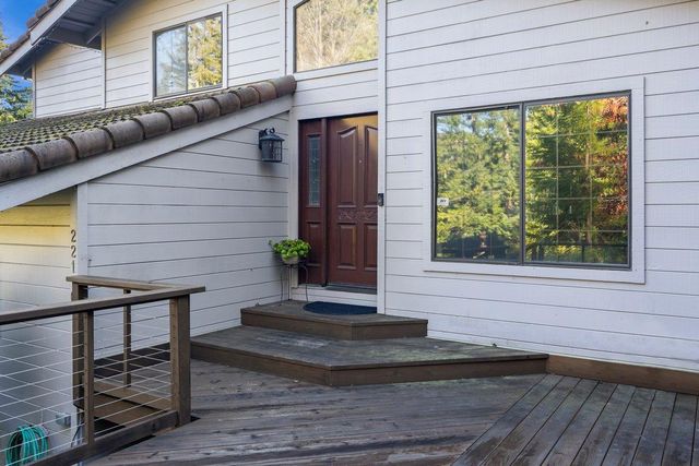 22116 Call Of The Wild Road, Los Gatos, CA 95033