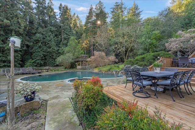 22116 Call Of The Wild Road, Los Gatos, CA 95033