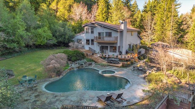 22116 Call Of The Wild Road, Los Gatos, CA 95033