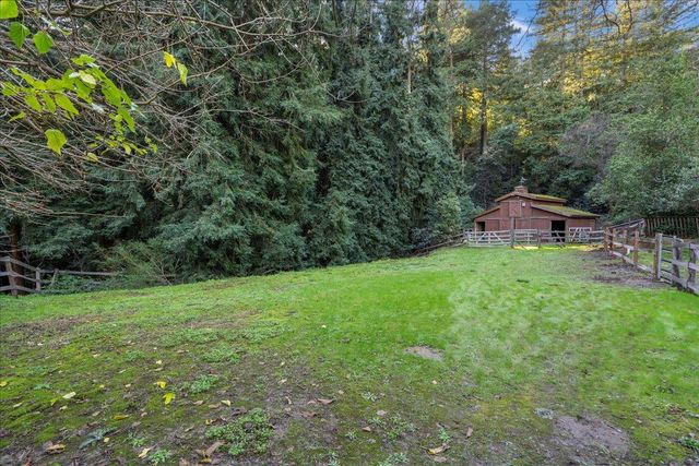 22116 Call Of The Wild Road, Los Gatos, CA 95033