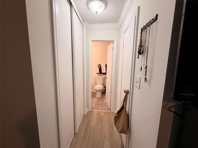 2501 Gulf Freeway 4A, Dickinson, TX 77539