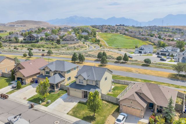 8832 N JEFFERSON DR, Eagle Mountain, UT 84005