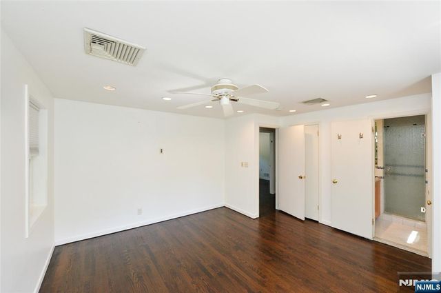 38 Griswold Place, Glen Rock, NJ 07452