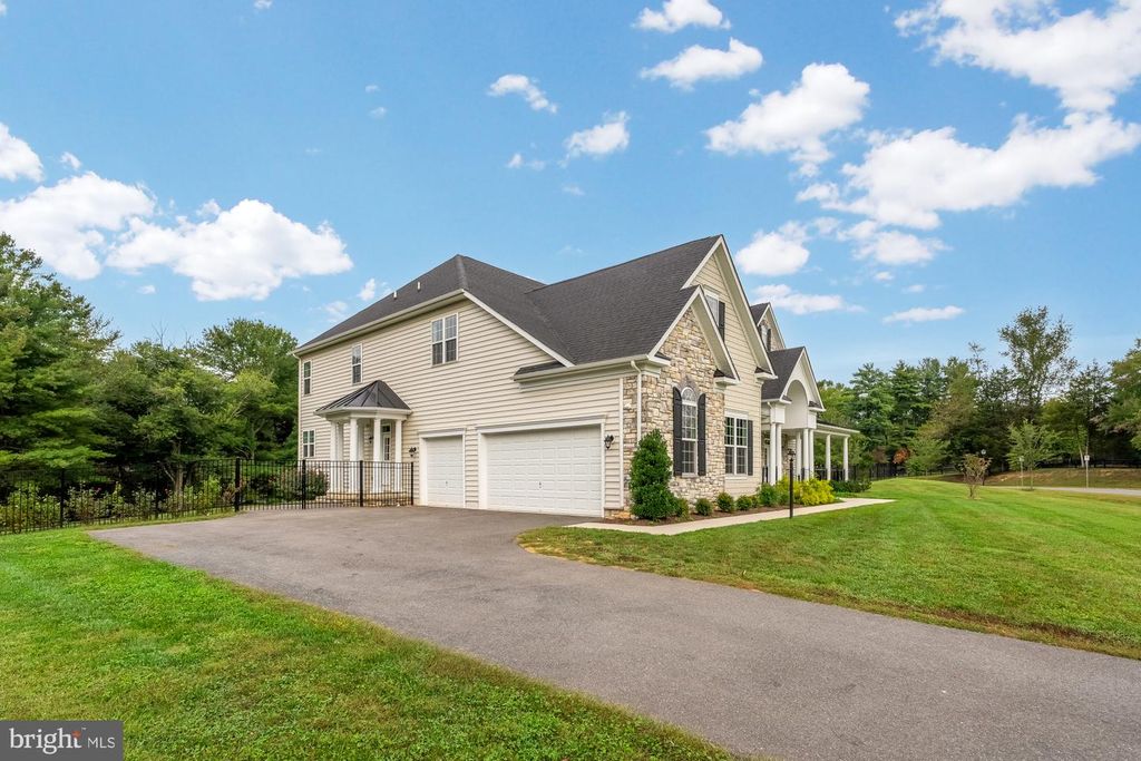 12918 BRIAR CREEK CT, North Potomac, MD 20878