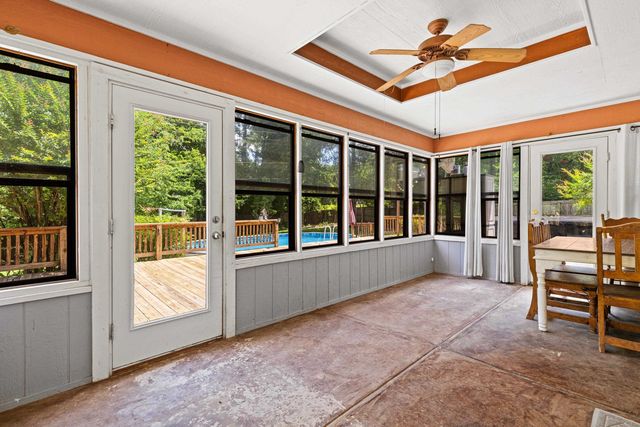 1821 Azalea St, Gilmer, TX 75644