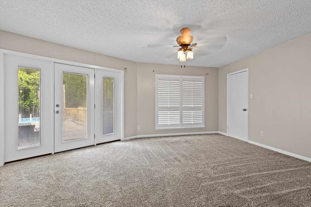 1821 Azalea St, Gilmer, TX 75644