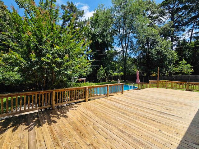 1821 Azalea St, Gilmer, TX 75644