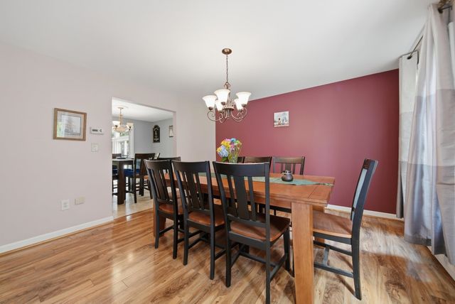 28 Chelsea Court, Henniker, NH 03242