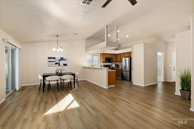 4222 S Skyridge Way, Boise, ID 83709