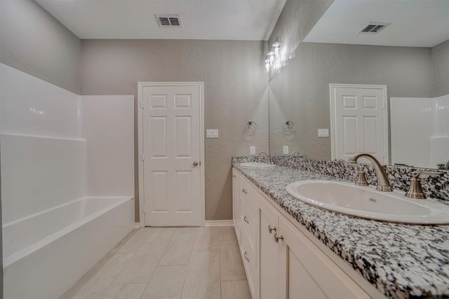 6139 Eastwood, Gilmer, TX 75645