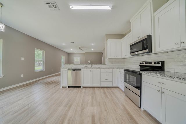 6139 Eastwood, Gilmer, TX 75645