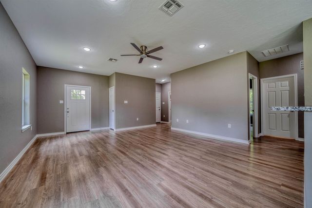 6139 Eastwood, Gilmer, TX 75645
