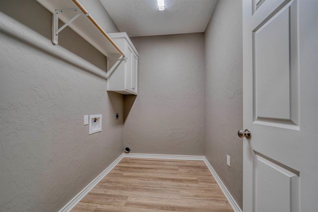 6139 Eastwood, Gilmer, TX 75645