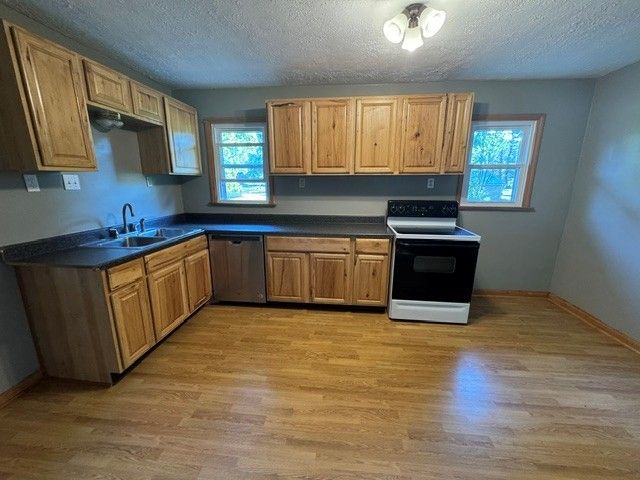 3317 DYNES Avenue, Erie, PA 16510