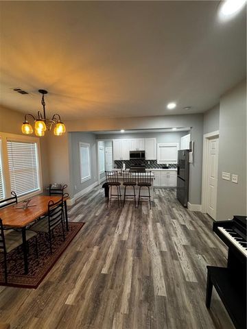 3898 KING ARTHUR SW Road, Atlanta, GA 30331