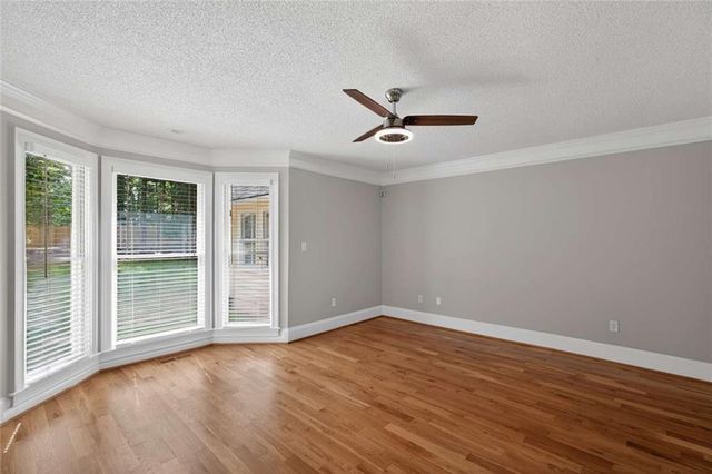 185 Courtland Drive, Fayetteville, GA 30215