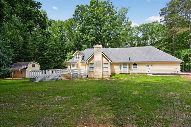 185 Courtland Drive, Fayetteville, GA 30215