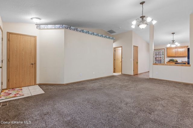 3163 N 12th ST, Coeur D'alene, ID 83815