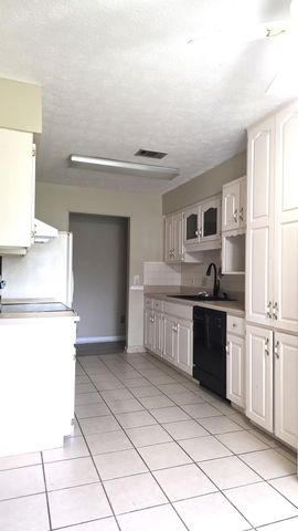 1313 Riva Court, Panama City, FL 32404