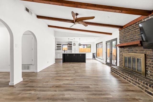 612 Meadowbrook DR, Georgetown, TX 78628