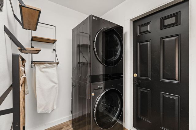 612 Meadowbrook DR, Georgetown, TX 78628