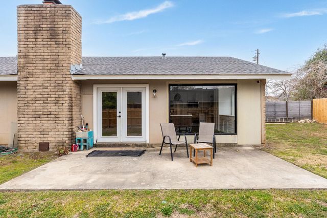 612 Meadowbrook DR, Georgetown, TX 78628