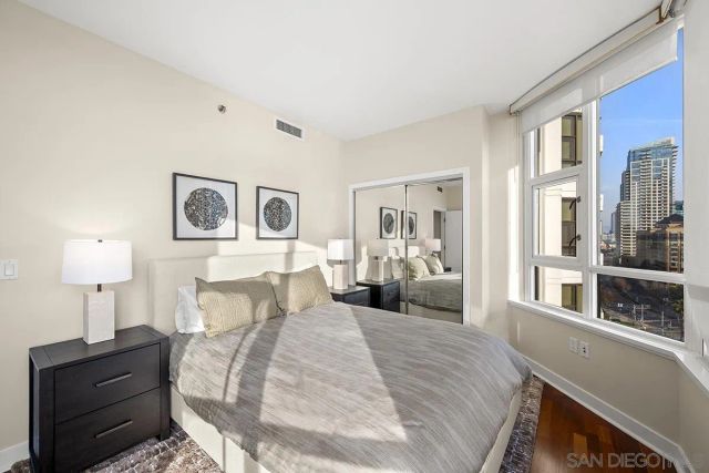 700 W Harbor 1204, San Diego, CA 92101