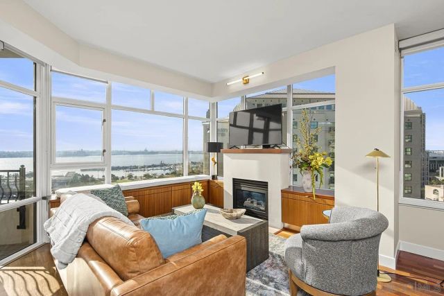 700 W Harbor 1204, San Diego, CA 92101
