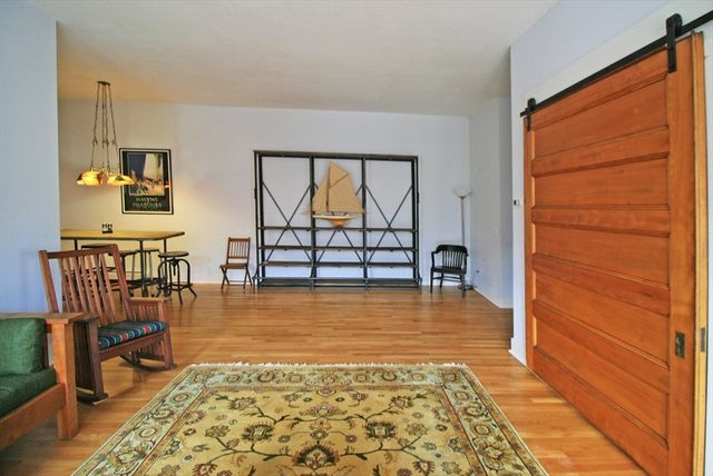 29 Pleasant St 1, Northampton, MA 01060