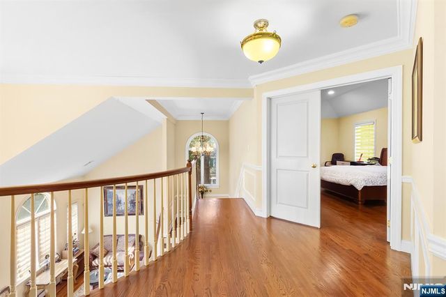 5 Kenyon Court, Norwood, NJ 07648