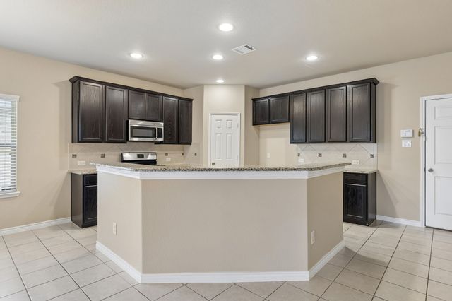 1916 Megan Creek Drive, Little Elm, TX 75068