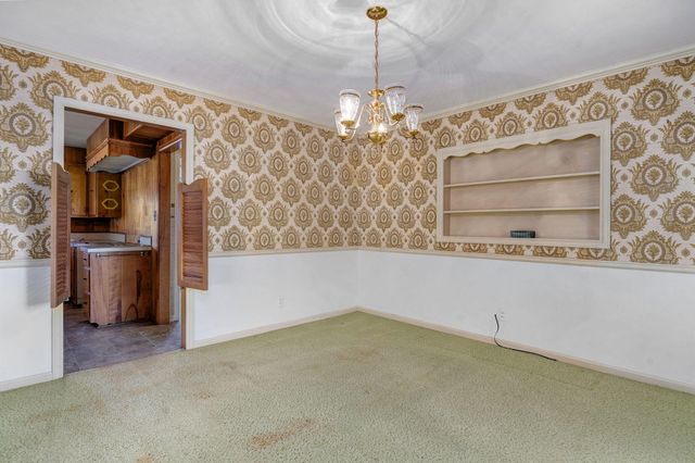 1562 N Maple Street, Buffalo, MO 65622