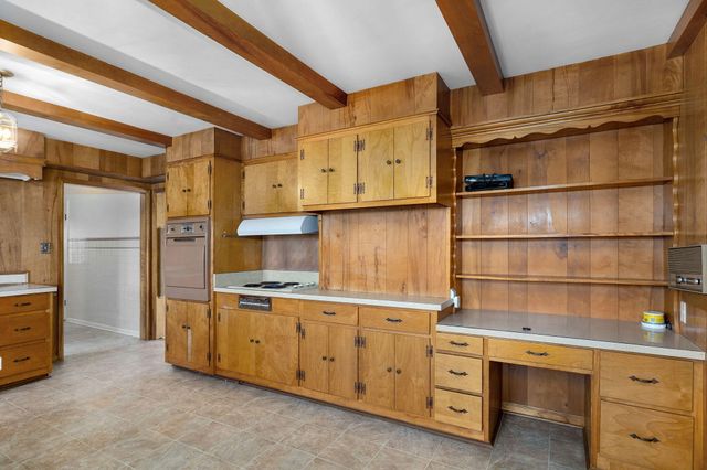 1562 N Maple Street, Buffalo, MO 65622