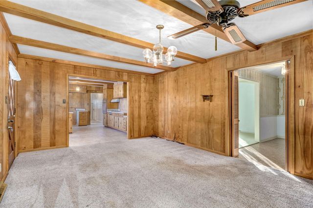 1562 N Maple Street, Buffalo, MO 65622