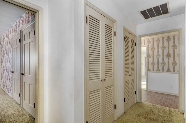 1562 N Maple Street, Buffalo, MO 65622