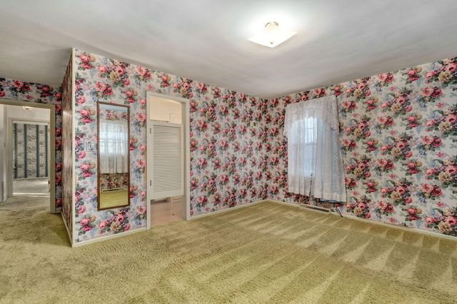 1562 N Maple Street, Buffalo, MO 65622