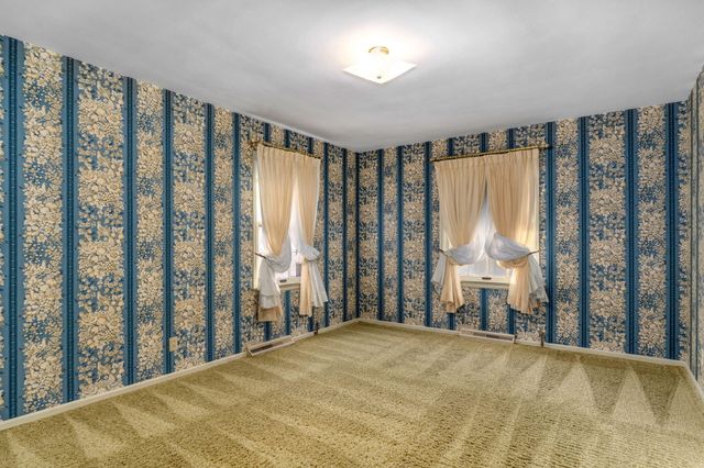 1562 N Maple Street, Buffalo, MO 65622