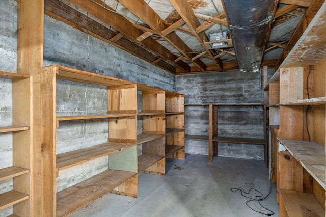 1562 N Maple Street, Buffalo, MO 65622